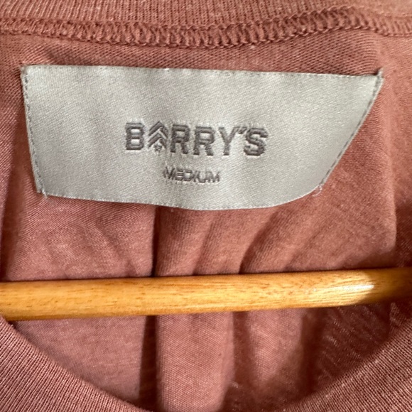 Barry’s Bootcamp ‘Fearless’ Pink Workout Athletic Activewear Tank size Medium - Picture 5 of 7